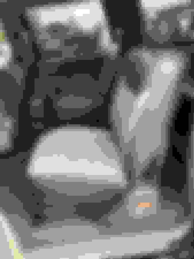 Excursion second row Captain chairs Ford Truck Enthusiasts Forums