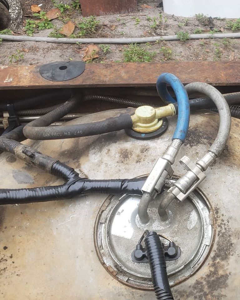 Need help finding the routing for a vent valve on a dual tank 1993 ford