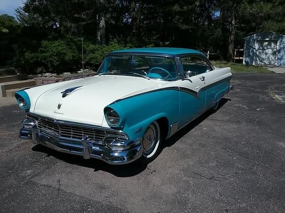 1956 Victoria Front
