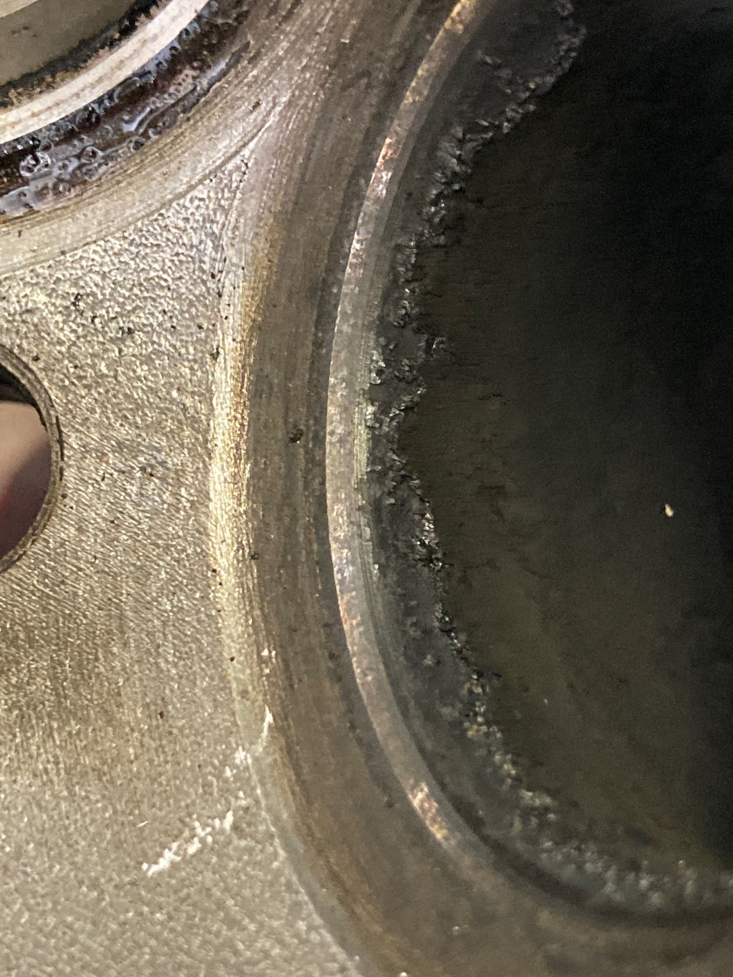 no. 1 exhaust seat