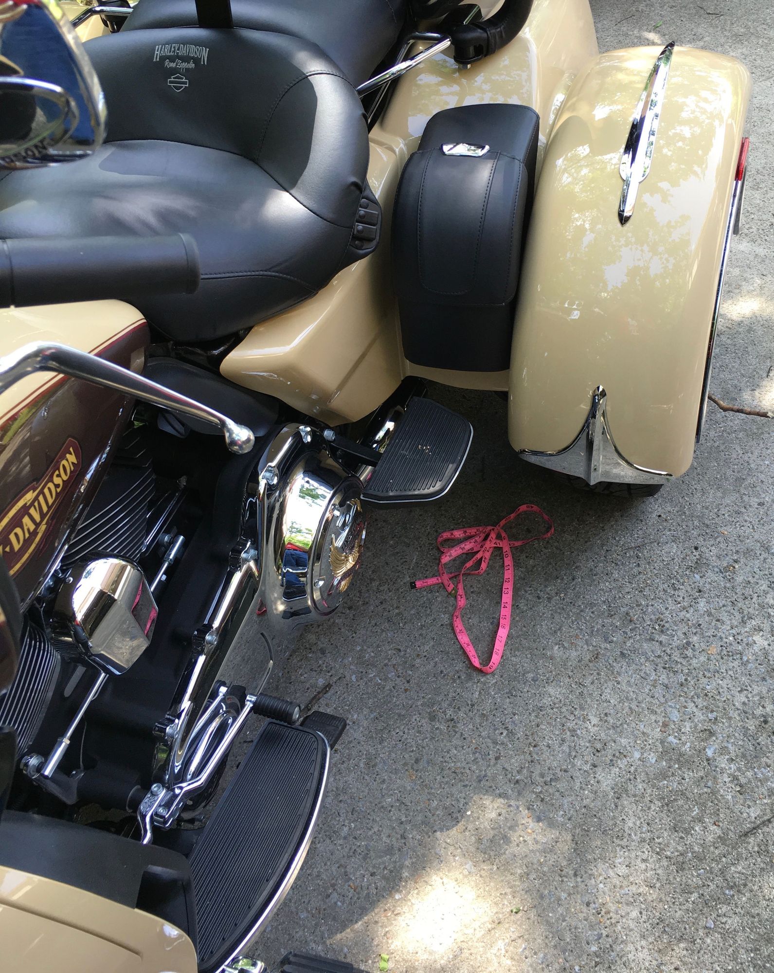 harley tri glide saddlebags