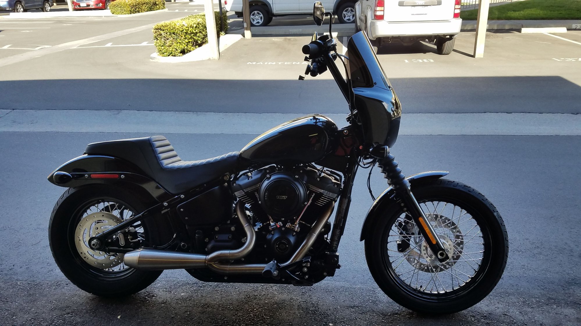 2020 street bob saddlemen seat