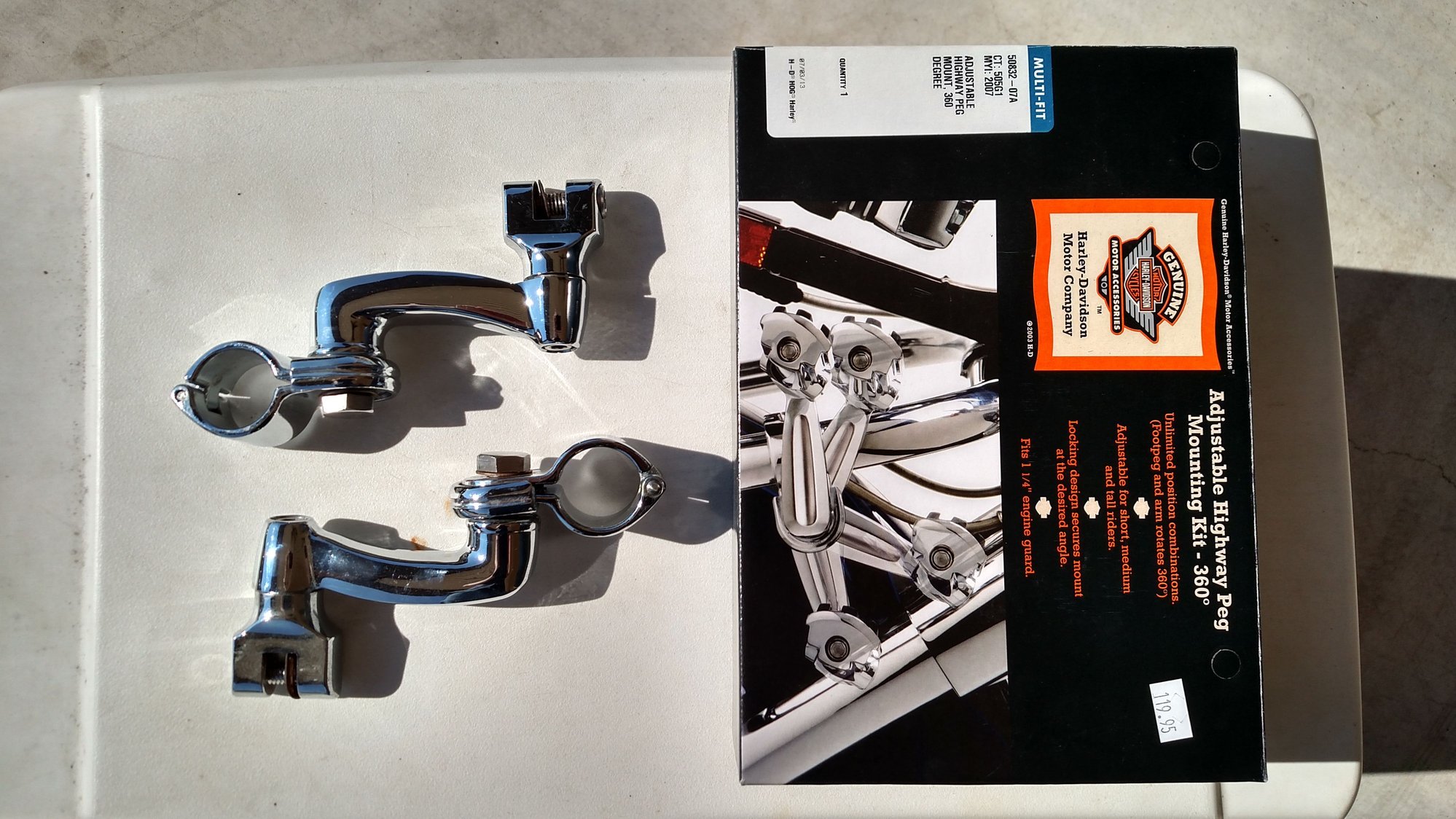 360 Degree Adjustable Highway Peg Mounting Kit and Crested Bar & Shield