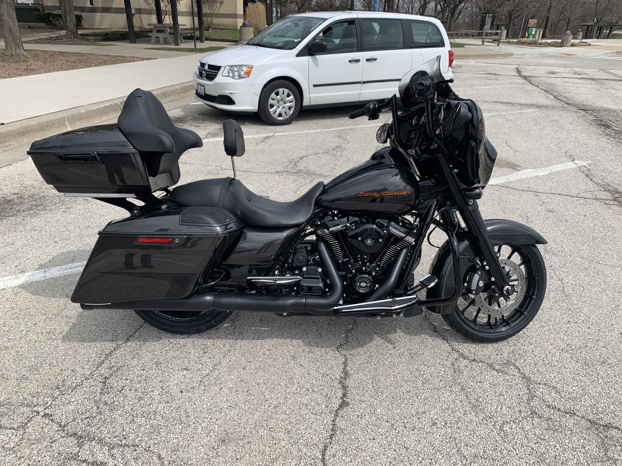 New Ride 2019 Sgs Silver Flux Black Fuse Harley Davidson Forums