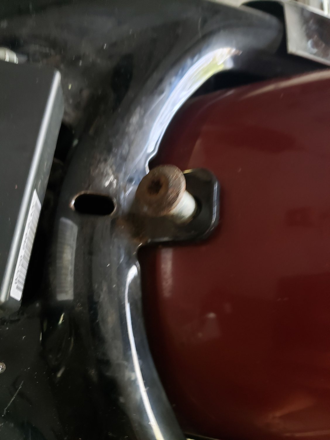 Bolt under my 2006 xl883l sportster seat Harley Davidson Forums