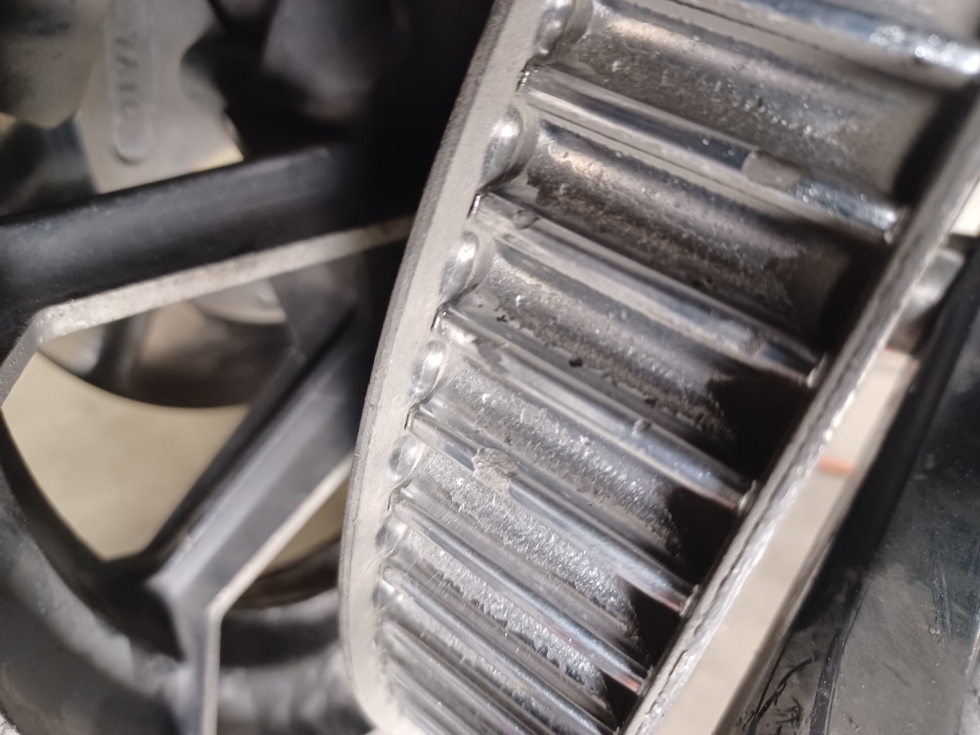 Rear wheel belt sprocket 
