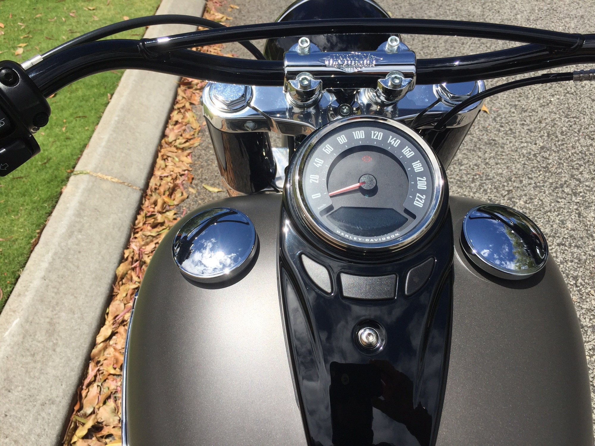 2018 Speedometer Condensation? Page 10 Harley Davidson Forums