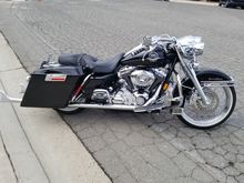 Harley Road King Classic with Burly Beach Bars