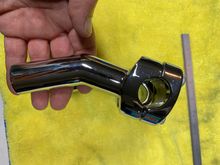 Drag Specialties 4-1/2 rise 1-1/2 pullback 1 inch bar size. 
Had them on a 2016 Heritage.
$100 plus the ride.