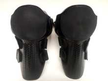 articulated knee pad natural leather