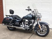 2015 Roadking FLHR  3,333mi.