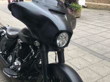 Blacked Forks and surrounds and Indicator mounts