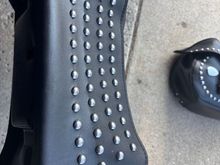 Look carefully, right 3 rows of studs are conditioned.
