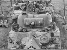 A bunch of likely lads from the 8th Armored Division 1945 in their dozer tank . My inner hatches will be this type . Very hard to find good pictures of open hatches with vision blocks, handles and locking receivers all in one picture. 