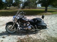 98 road king 3 .  A few months after minor maintenance repairs . finally road ready