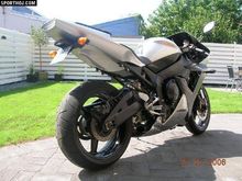 Yamaha R1 -02