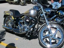 2007 FXST