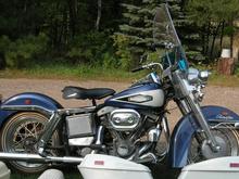 Shovel Electra Glide with Accessories