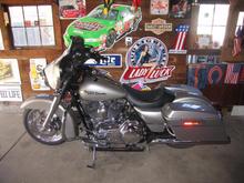 09 street glide pewter pearl