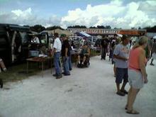 003 Vendors Busy