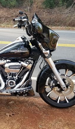 Side visual of 12 inch KST's with Arlen Ness mini ovals.  The stock mirrors were 100 percent useless for me, I couldnt see anything.