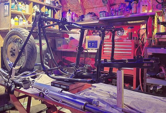 Mocking up. Getting ready to rebuild early style forks.