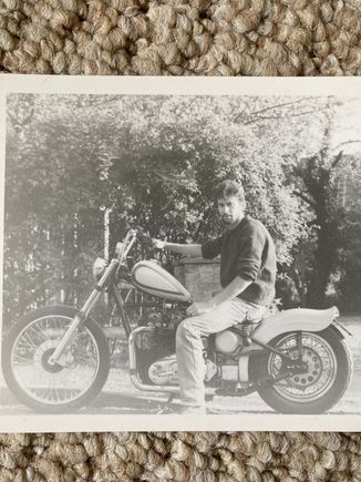 1st attemp at building a bobber out of my 1980 Bonneville.