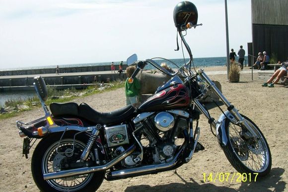 wonder if this was originally a factory flame paint, re-done ? . . .