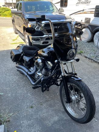 HD mustache on a 08 superglide, should look pretty similar on yours.