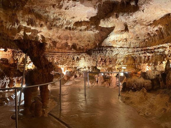 The “wine room” - they call the structure on the left the “wine table” and at 7’ tall it’s said to be the largest and oldest known on the planet - 30+ million years old!?