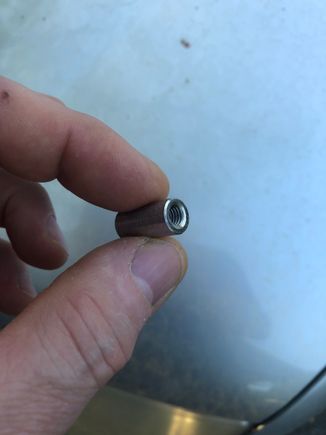 M6 x 20mm round connector 