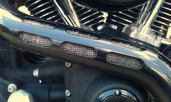 Wraps under the heatshields. Aesthetics..