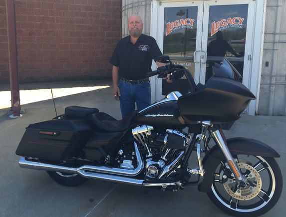 April 2015. New bars and me, 50lbs lighter than the 2014 pictures.