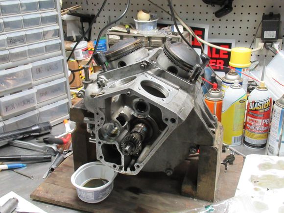 I took this picture after removing the oil pump