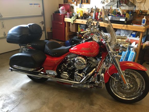 2007 RK CVO Color is Razor Red