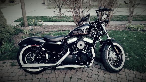 -2015 HD 48 (200 miles on it)
-Biltwell Keystones XL
-Biltwell Grips
-Smoked out turn signals
-LED's all around
-Performance Machine Air Cleaner
-Vance and Hines Fuel Pak (FP3)
-Vance and Hines short shots will be installed this week...