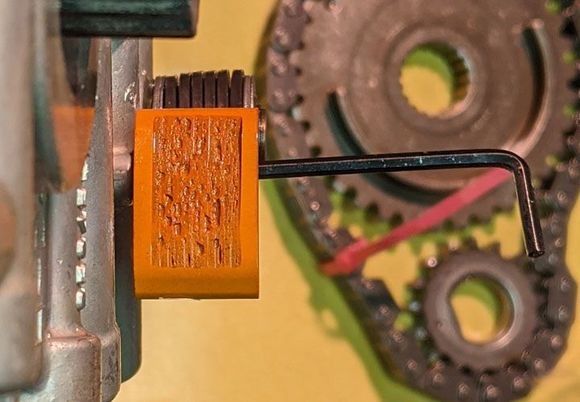 Outer shoe. Deep pits.