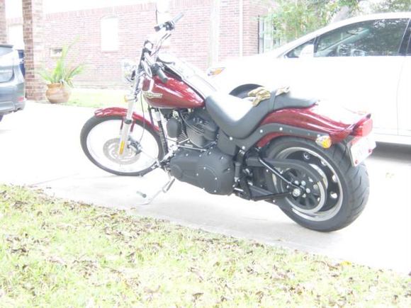 2009NT 004