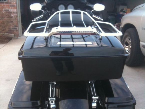 09 FLHT Standard with solo chopped tour pak.
Optional Air-Wing rack with LED light bar.
