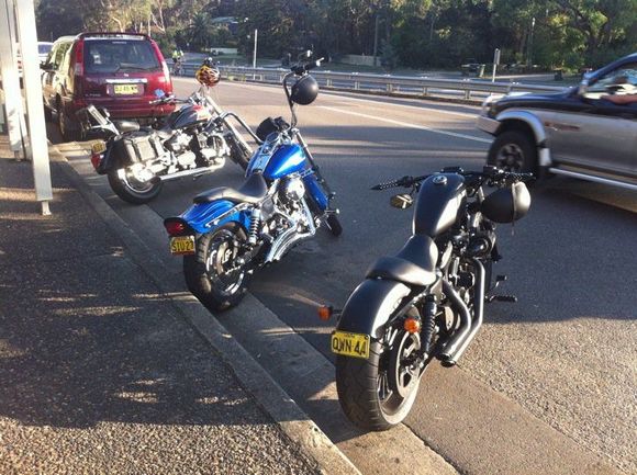 outside the local with mates dyna wideglide and trumpy speedmaster