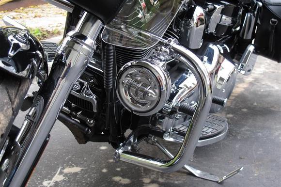 Updated picture - 9/25/11 - H-D LED Auxiliary Lamp