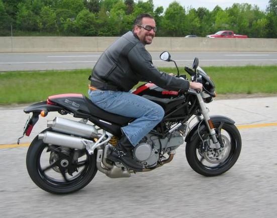 I AM as uncomfortable as I look - Ducati '07
