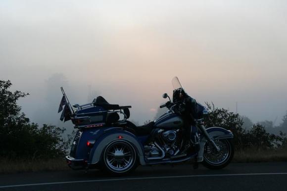 2010 Triglide "Blue Collar Dreamin"