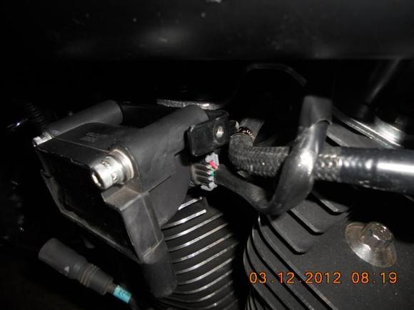 Coil bracket, used old set post and cut off horn mount