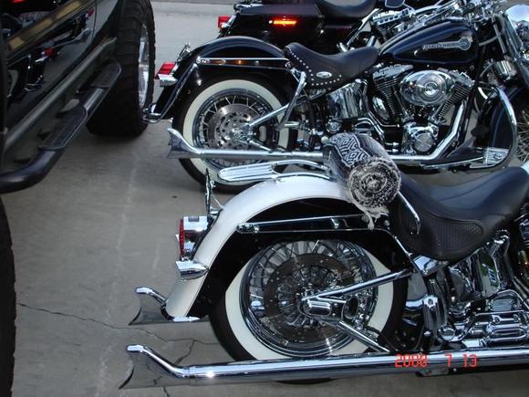 Platinum air ride
Freedom exhaust w/heat shields