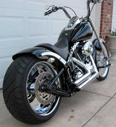 A better shot of the 250 rear tire. Love the Heartland kit!