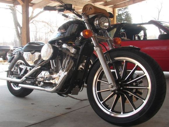 NRHS 1250, 10.25.1 Pistons, Stage 2 heads, SE.497 cams, Screaming Eagle Race programmable ignition, SE Coil, Ness Big Sucker II, Modded Carb, Ported Intake.