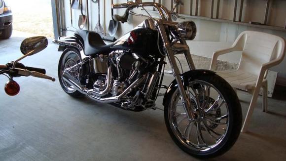 Fatboy Transformation - Carlini bars, inverted forks, billet headlight, customer built fender, billet wheels