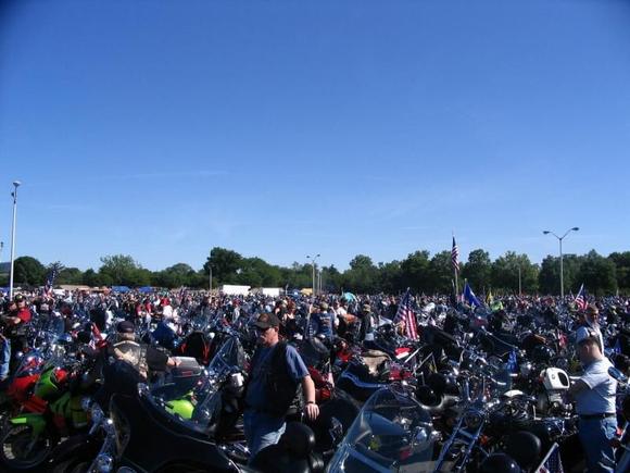 Partial view of Pentagon lot/RollingThunder