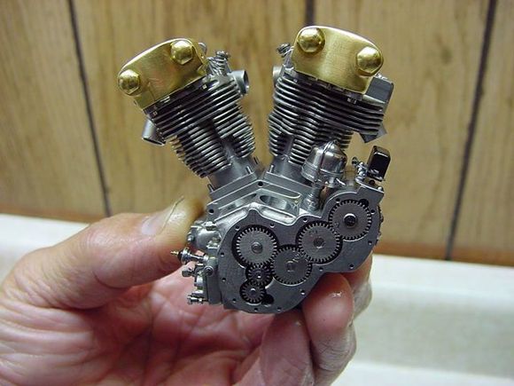 mini FULLY functioning and RUNNING knucklhead scale replica